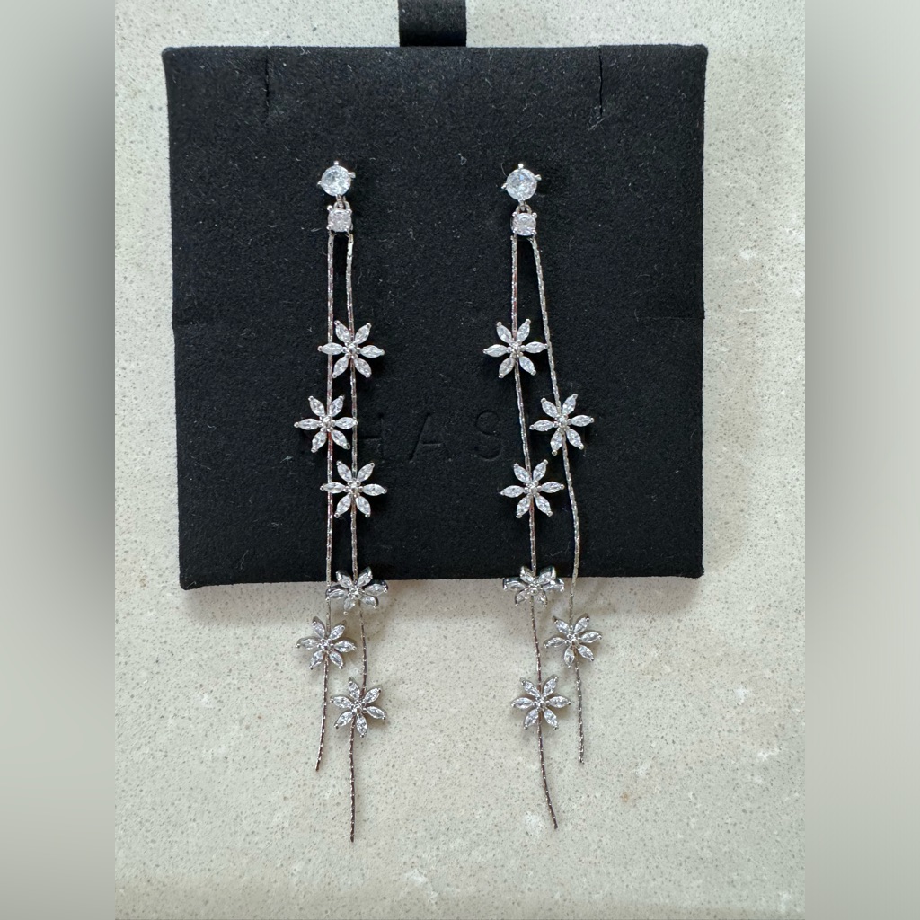 Work Once- Shashi - Whisper Earrings